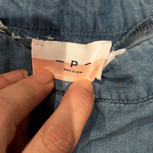 Chic Denim Button-Down Maxi Skirt - Picture 2 of 8